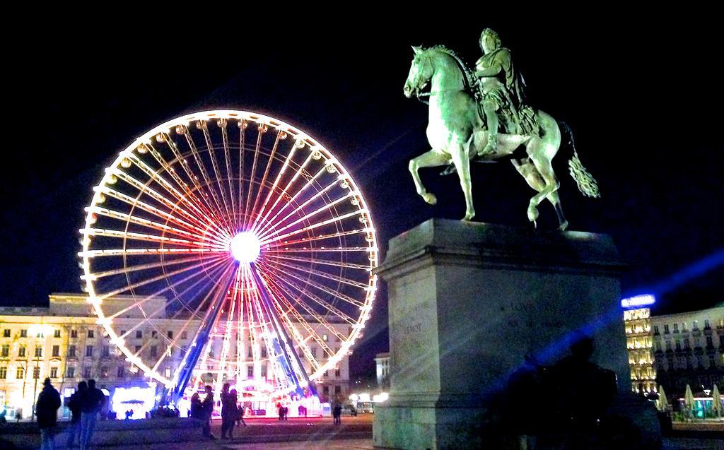 Hotel Le Saint Vincent Lyon Sud Vourles Zewnętrze zdjęcie